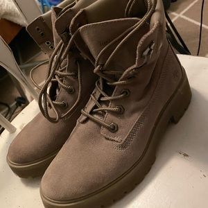Taupe timberland boots women